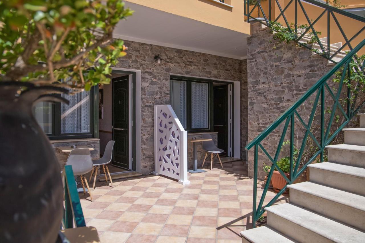 Kalimera Andros Buitenkant foto
